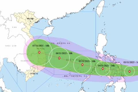 Bão Kalmaegi có thể mạnh cấp 13, giật cấp 17 khi vào Biển Đông