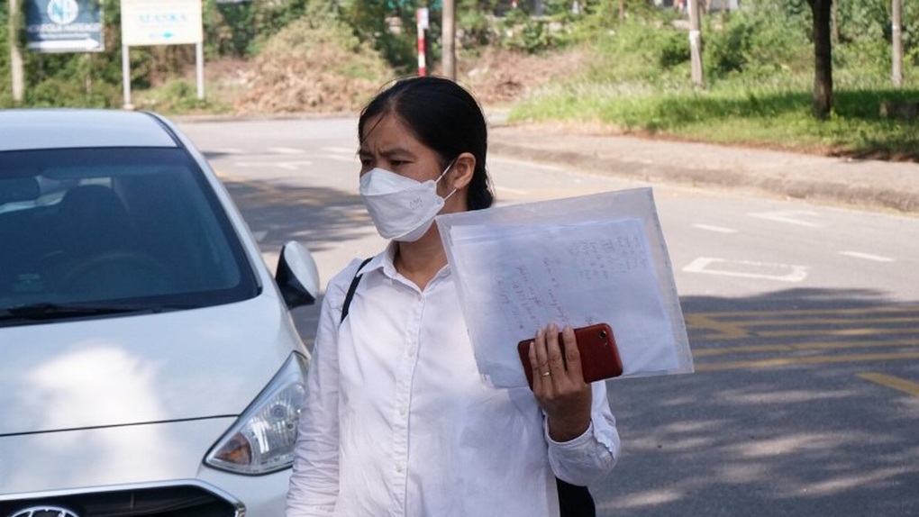 Bị nợ 4 tháng lương, 200 công nhân nghẹn ngào lo mất Tết - 3 Bị nợ 4 tháng lương, 200 công nhân nghẹn ngào lo mất Tết - 3
