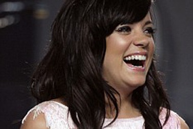 Lily Allen từng mất kiểm soát cuộc sống
