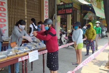 Đà Nẵng dự chi gần 308 tỷ đồng hỗ trợ người bị ảnh hưởng dịch Covid-19