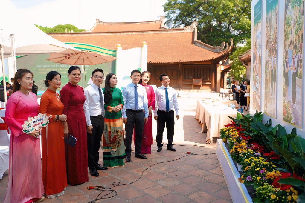 Sẽ có tiêu chí chấm điểm mô hình xây dựng người Hà Nội thanh lịch, văn minh - 3