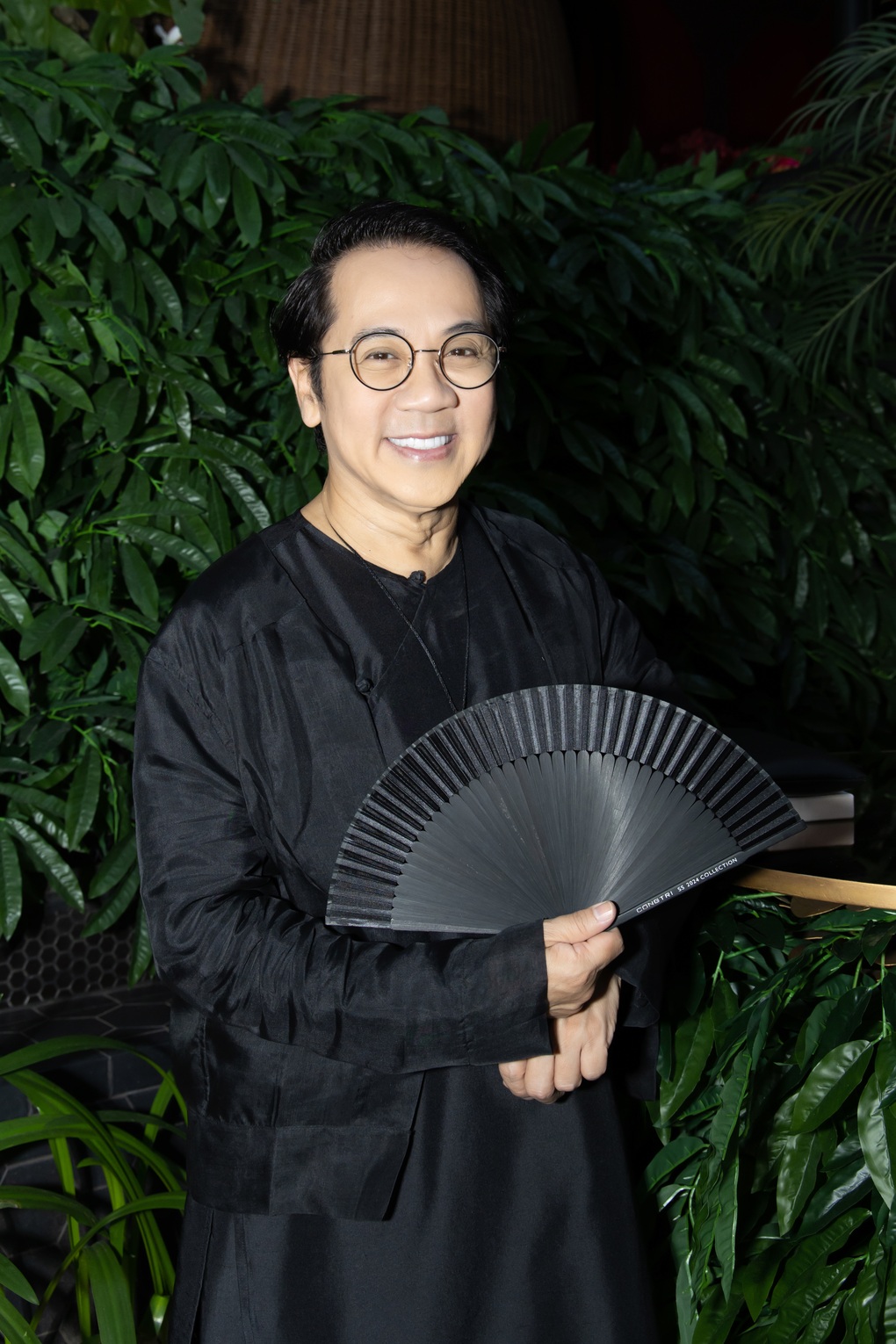 Chồng nhạc trưởng cùng Thanh Hằng dự show Công Trí, màn nịnh vợ gây chú ý - 9 Chồng nhạc trưởng cùng Thanh Hằng dự show Công Trí, màn nịnh vợ gây chú ý - 9