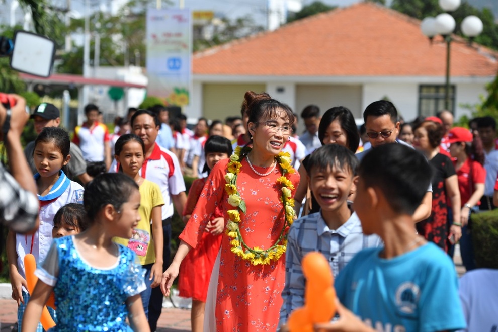 Trái tim nhân ái của người phụ nữ có bàn tay sắt - 4 Trái tim nhân ái của người phụ nữ có bàn tay sắt - 4