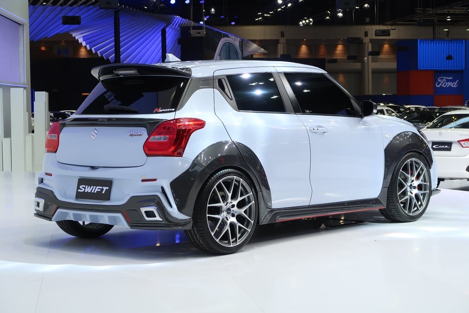 Chiếc Suzuki Swift lạ mắt tại Triển lãm ô tô Thái Lan 2019 - 11 Chiếc Suzuki Swift lạ mắt tại Triển lãm ô tô Thái Lan 2019 - 11