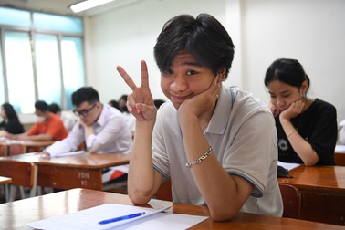 Cách tính điểm xét tốt nghiệp THPT 2024 các sĩ tử cần lưu ý