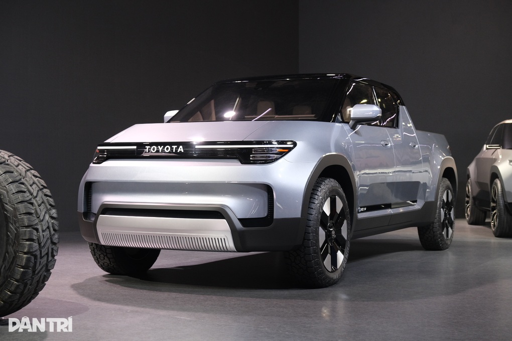 Toyota EPU Concept - Xe bán tải chạy điện với nội thất đậm chất tương lai - 1 Toyota EPU Concept - Xe bán tải chạy điện với nội thất đậm chất tương lai - 1