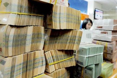 Giảm tỷ lệ dự trữ bắt buộc bằng VND với 5 tổ chức tín dụng