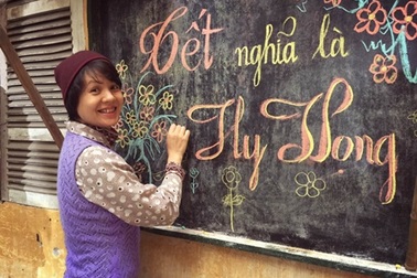 Bất ngờ Diễm Quỳnh đi vẽ bảng tin, Quang Minh nuôi… heo