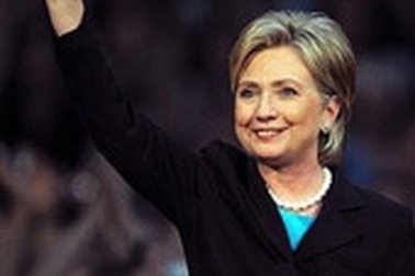 Hillary Clinton chính thức rút lui