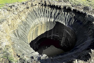 Giải mã hàng loạt "hố tử thần" xuất hiện ở miền bắc Nga