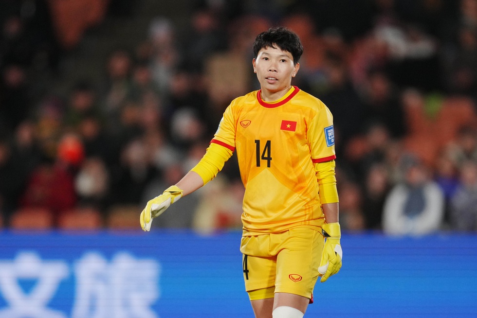 Quả bóng vàng Kim Thanh trải lòng về pha cản phá phạt đền ở World Cup - 7
