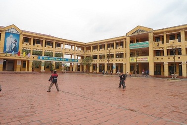 Quyết định mức kỷ luật với cô giáo dùng bút đâm chảy máu đầu HS