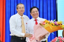 Bí thư Thành ủy Nha Trang làm Chủ tịch UBND tỉnh An Giang