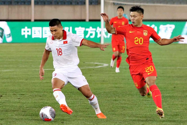 Giám đốc PVF: "Trình độ bóng đá Trung Quốc thấp hơn Việt Nam"