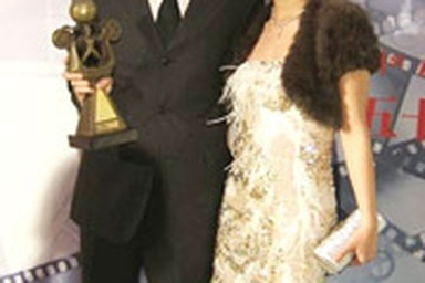 Đạo diễn Quang Hải: Nhiều khi thấy cô độc ngay trong nhà mình…