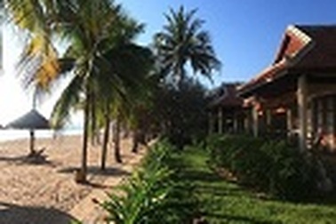 Ngôi làng bên bờ sóng