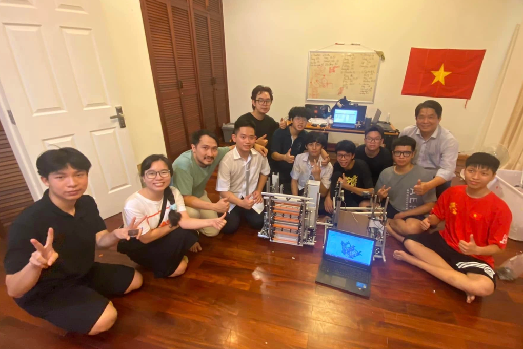 Thiếu kinh phí, đội Việt Nam vẫn vô địch giải đấu robot lớn nhất hành tinh - 4