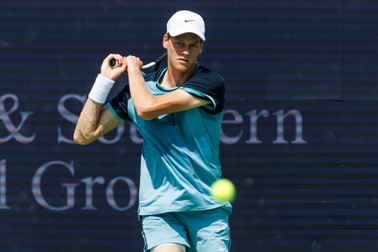 Sinner "phục thù" Rublev, tiến vào bán kết Cincinnati Open