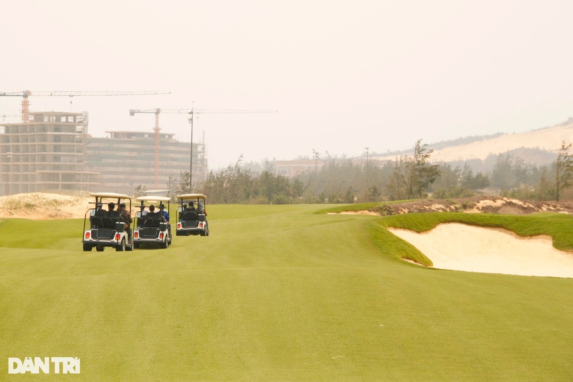 Cựu Phó Cục trưởng Cục Thuế mất chức vì đi chơi golf xin nghỉ hưu sớm - 2 Cựu Phó Cục trưởng Cục Thuế mất chức vì đi chơi golf xin nghỉ hưu sớm - 2