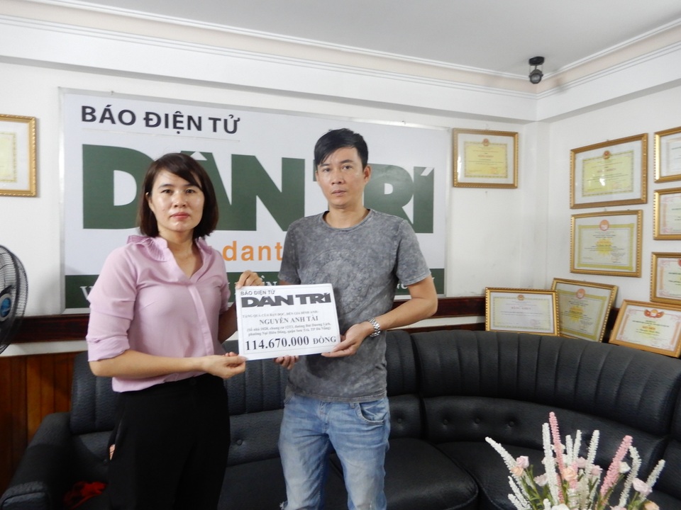 Cảm động tình cảm của bạn đọc giúp bé trai 2 tuổi chữa bệnh ung thư - 1 Cảm động tình cảm của bạn đọc giúp bé trai 2 tuổi chữa bệnh ung thư - 1