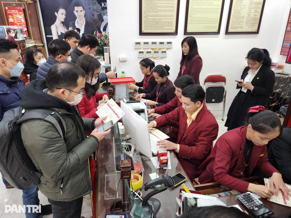 Hiện tượng lạ trong ngày vía Thần Tài ở hai miền Nam Bắc - 10 Hiện tượng lạ trong ngày vía Thần Tài ở hai miền Nam Bắc - 10