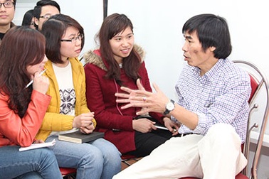 Tiến sĩ kinh tế so chuyện khởi nghiệp với..."cầm cưa" bạn gái