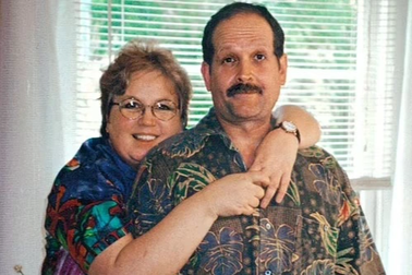 Nữ nhà văn Mỹ ngồi tù vì... sát hại chồng