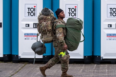 Mỹ rút 12.000 quân khỏi Đức