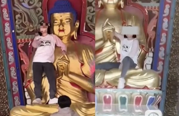 Kemarahan atas turis wanita yang memanjat patung Buddha, meminta semua orang untuk berlutut - 1 Phẫn nộ nữ du khách trèo lên tượng Phật, yêu cầu mọi người quỳ xuống - 1