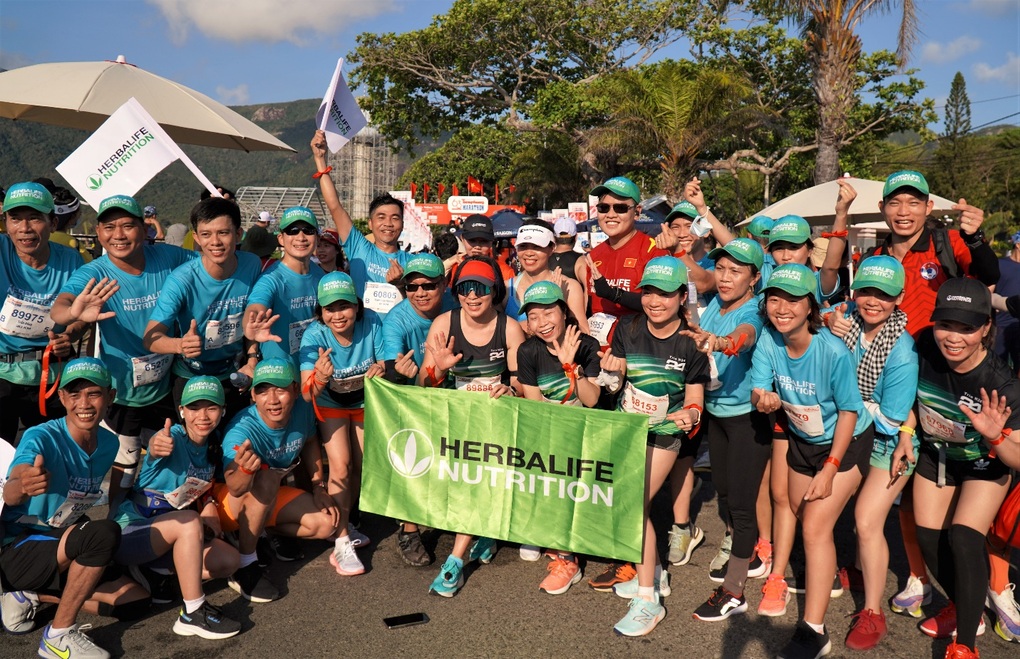 Herbalife Việt Nam đồng hành cùng 8.700 vận động viên tại VnExpress Marathon Marvelous Nha Trang 2022 - 2 Herbalife Việt Nam đồng hành cùng 8.700 vận động viên tại VnExpress Marathon Marvelous Nha Trang 2022 - 2