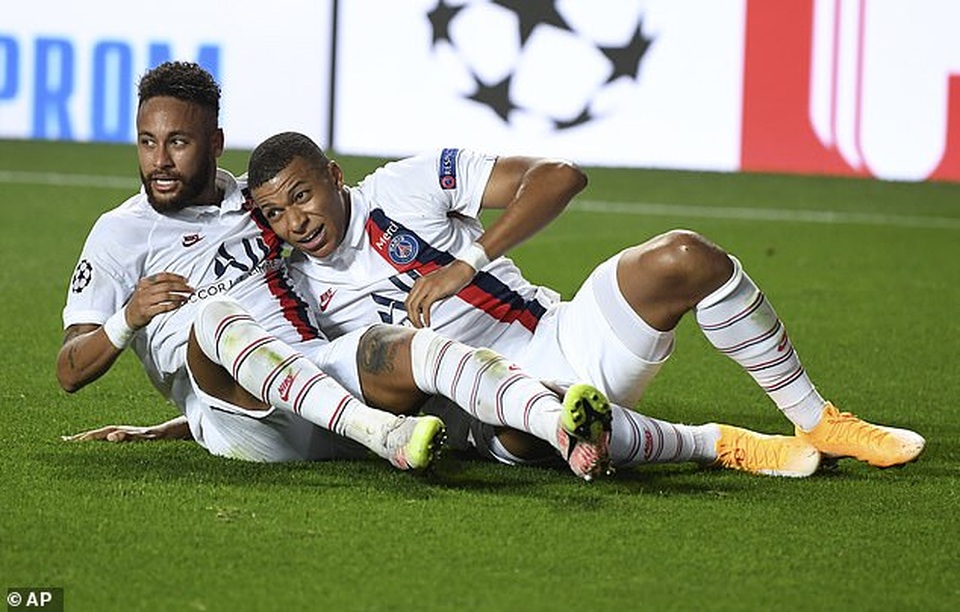 PSG khẳng định sẽ không bao giờ bán Neymar và Mbappe - 2 PSG khẳng định sẽ không bao giờ bán Neymar và Mbappe - 2