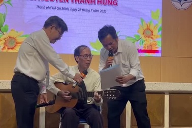 Màn trình diễn ca khúc Imagine của bộ ba tiến sĩ trường Năng khiếu TPHCM