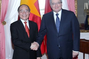 Chủ tịch Quốc hội hội kiến Tổng thống Ba Lan 