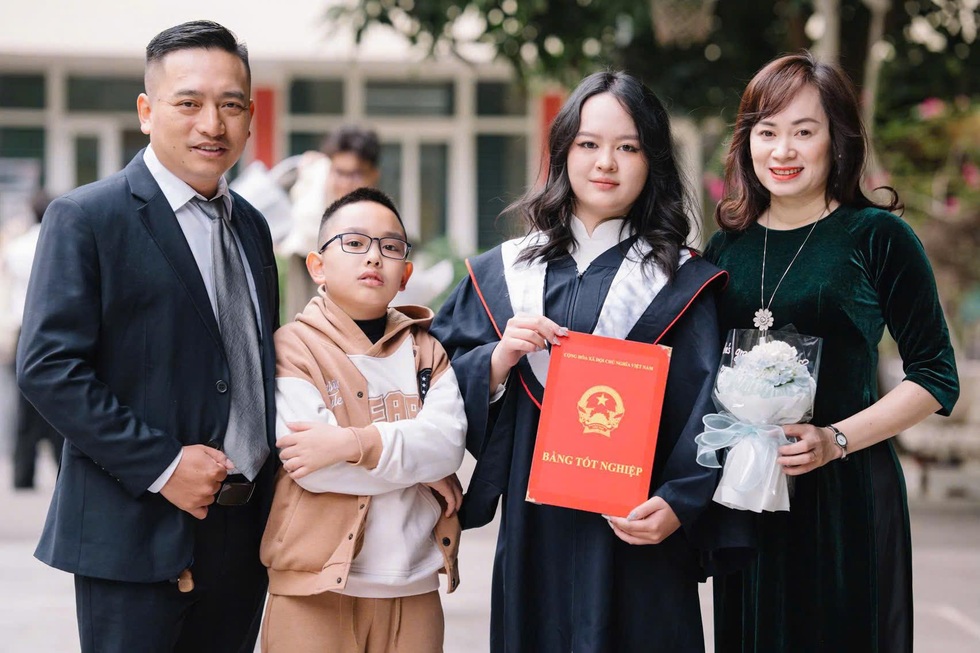 Nữ sinh đa tài, chinh phục học bổng danh giá Hồng Kông - 9