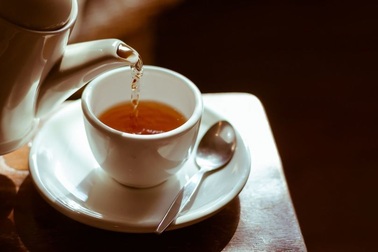 Các nhà khoa học nói về nguy cơ chết người của trà cam thảo