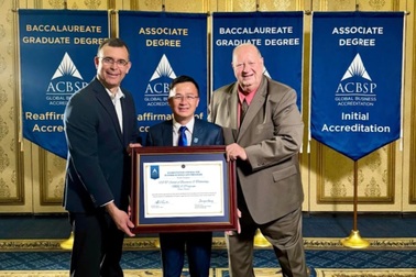 Chương trình Thạc sĩ Quản trị Kinh doanh Trường Đại học FPT Hà Nội đạt kiểm định ACBSP