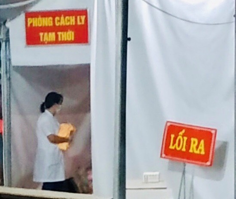 Thai phụ sinh con ngay khi vừa đến chốt kiểm dịch y tế Covid-19 - 2 Thai phụ sinh con ngay khi vừa đến chốt kiểm dịch y tế Covid-19 - 2
