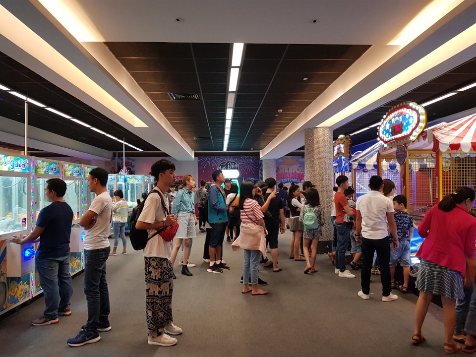 Biển người hân hoan chào năm mới 2020 - 74 Biển người hân hoan chào năm mới 2020 - 74