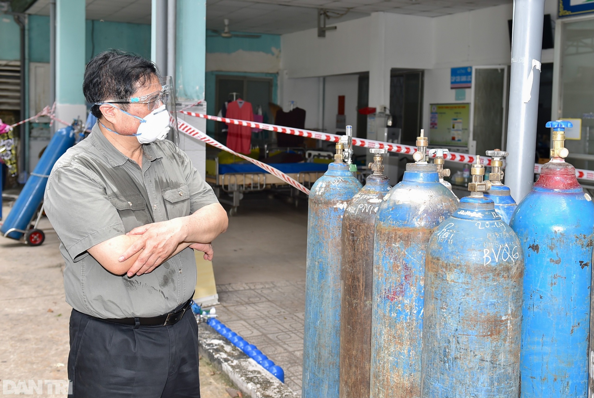 Ngày làm việc khẩn trương của Thủ tướng tại pháo đài chống dịch TPHCM - 14 Ngày làm việc khẩn trương của Thủ tướng tại pháo đài chống dịch TPHCM - 14