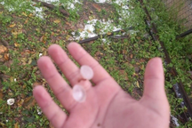 Mưa đá lịch sử ở huyện miền núi tại Thừa Thiên Huế