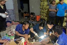 Vô vàn khó khăn cứu hộ nạn nhân vụ sạt lở đất ở Lào Cai