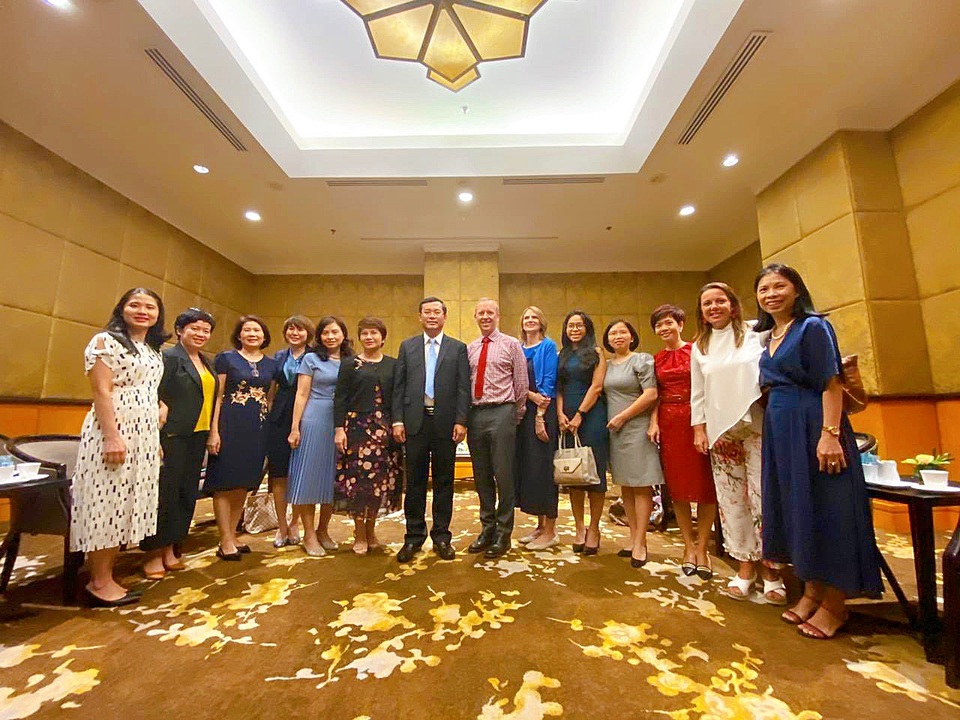 Hợp tác Anh - Việt nhằm nâng cao năng lực giảng dạy tiếng Anh - 2 Hợp tác Anh - Việt nhằm nâng cao năng lực giảng dạy tiếng Anh - 2
