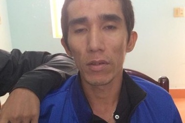 Bắt nghi can đâm người trong quán cà phê