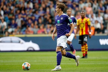 CLB Heerenveen công bố cầu thủ thay chỗ Văn Hậu