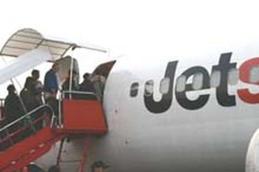 Bay Hà Nội - Cần Thơ với giá vé 18.000 đồng