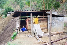 Nỗi bất hạnh của gia đình cả vợ chồng cùng con gái đều bị ung thư