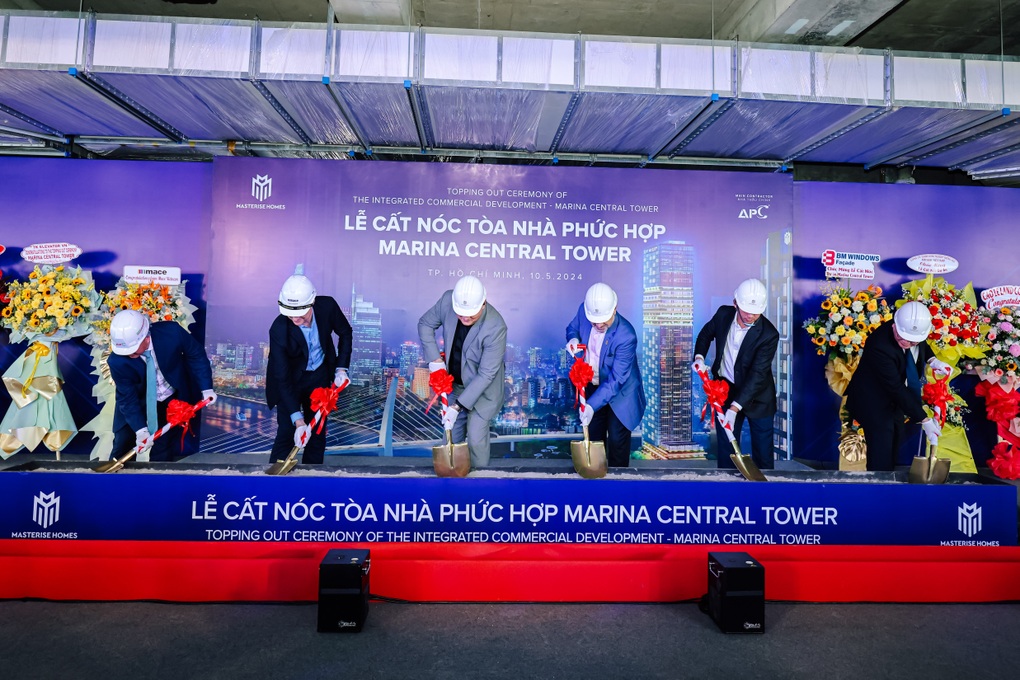 Masterise Homes cất nóc Marina Central Tower - tòa tháp thương mại tại Grand Marina, Saigon - 1 Masterise Homes cất nóc Marina Central Tower - tòa tháp thương mại tại Grand Marina, Saigon - 1