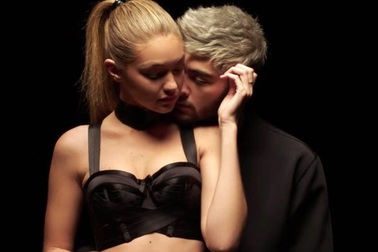 Những ca khúc vừa ra mắt đã “lên top”