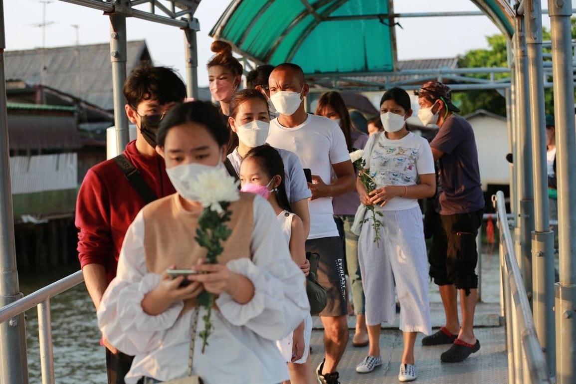 Ngôi sao Chiếc lá cuốn bay xinh đẹp, rạng rỡ trong bộ ảnh cuối - 11 Ngôi sao Chiếc lá cuốn bay xinh đẹp, rạng rỡ trong bộ ảnh cuối - 11