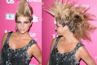 Kesha đi dự tiệc với mái tóc "bờm ngựa"